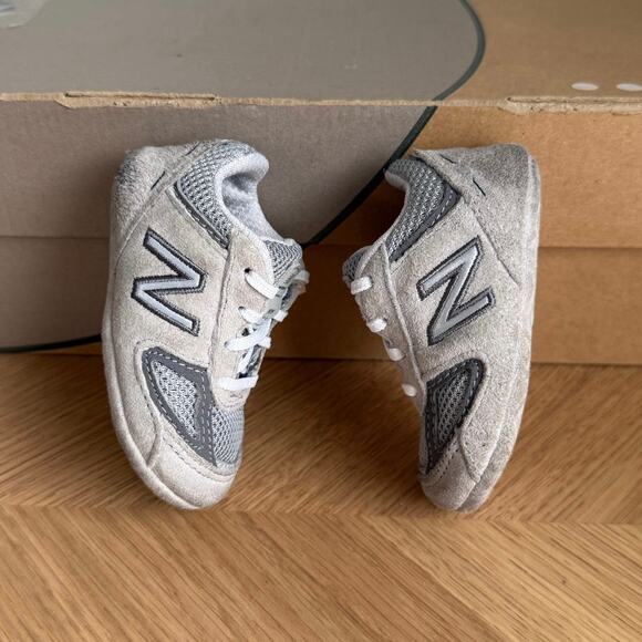 New Balance 990 V5 Grey/White Crib Sneakers- SZ  2 C - Picture 10 of 12